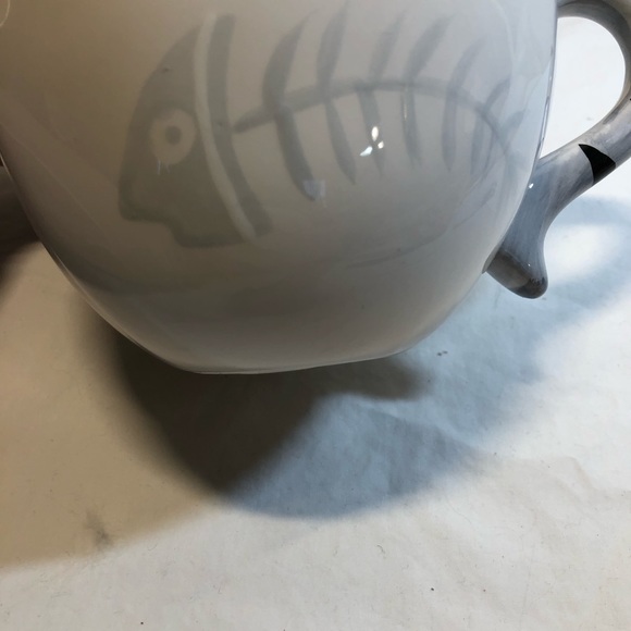 Unique Pier One Cat Mug Black White Vintage Retired Marked P1 - Picture 10 of 15